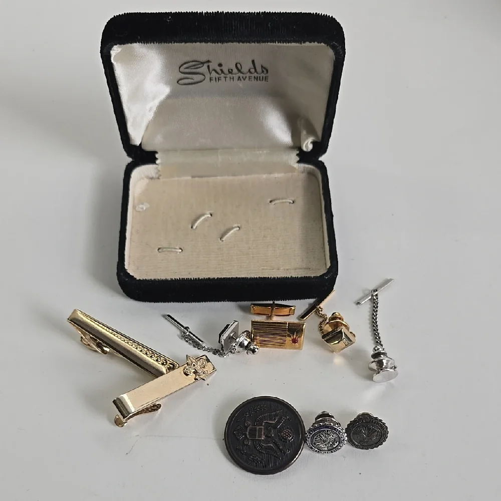 Gold and Silver Men's Accessory Set